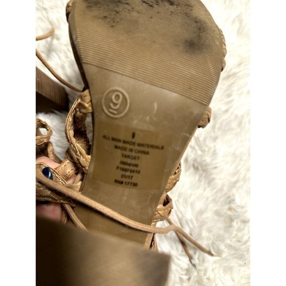 MERONA LADIES BEIGE STRAPPY BLOCK HEEL SANDALS SZ (9) EUC - Picture 5 of 6